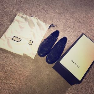 Beautiful Authentic men’s Gucci sneakers